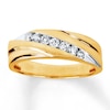 Thumbnail Image 0 of Men's Diamond Anniversary Ring 1/4 ct tw Round 14K Yellow Gold