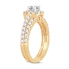 Thumbnail Image 1 of Diamond Bridal Set 1-1/2 ct tw Round-cut 14K Yellow Gold