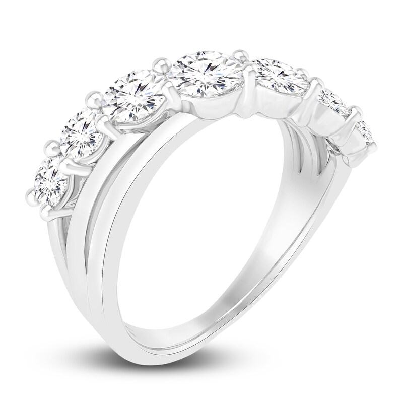 Main Image 3 of Lab-Grown Diamond Ring 1-1/2 ct tw Round 14K White Gold