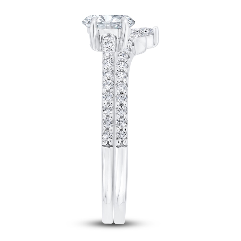 Main Image 2 of Diamond Bridal Set 3/4 ct tw Oval/Round 14K White Gold