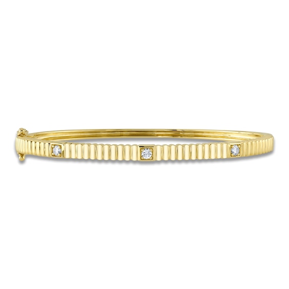 Shy Creation Diamond Three-Stone Ribbed Bangle Bracelet 1/8 ct tw 14K Yellow Gold SC22009466ZS