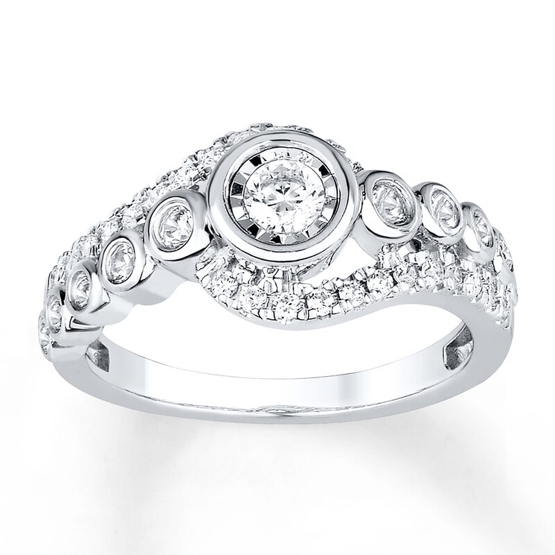 Diamond Ring 5/8 ct tw Round 14K White Gold
