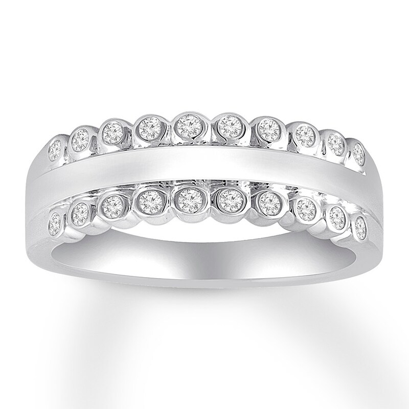 Diamond Ring 1/6 ct tw Bezel-set/Round 10K White Gold