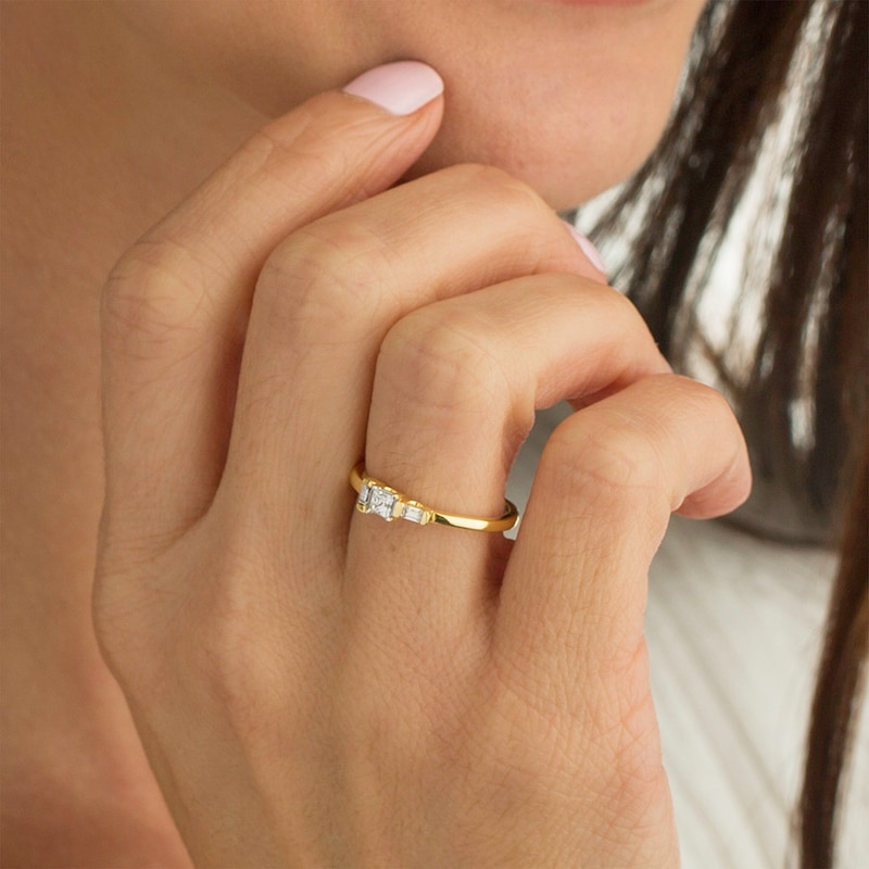 Main Image 4 of Diamond Ring 1/5 ct tw Princess/Baguette 10K Yellow Gold