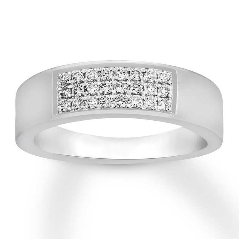 Main Image 1 of Men's Diamond Band 1/5 ct tw Round-cut 10K White Gold