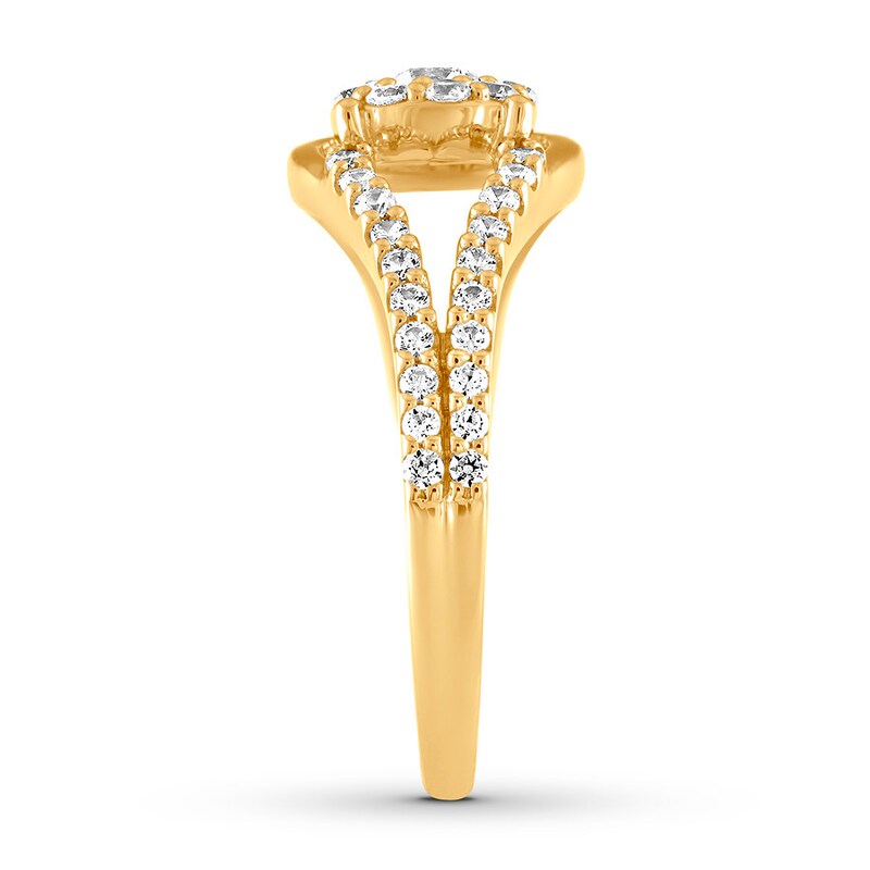 Diamond Ring 1/2 carat tw Round 14K Yellow Gold