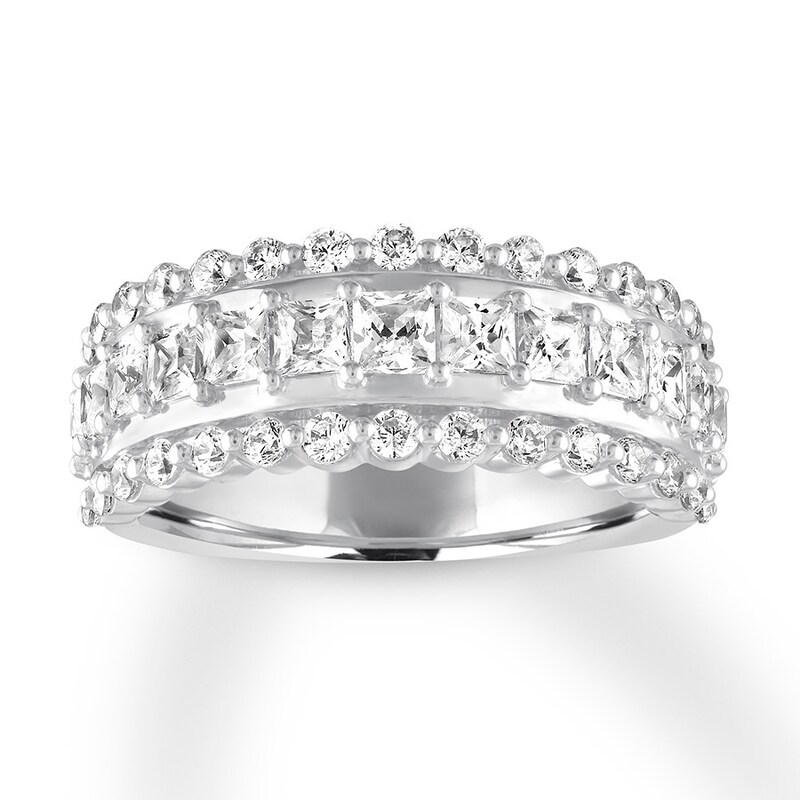 Main Image 1 of Diamond Anniversary Ring 1-1/2 ct tw Princess/Round 14K Gold
