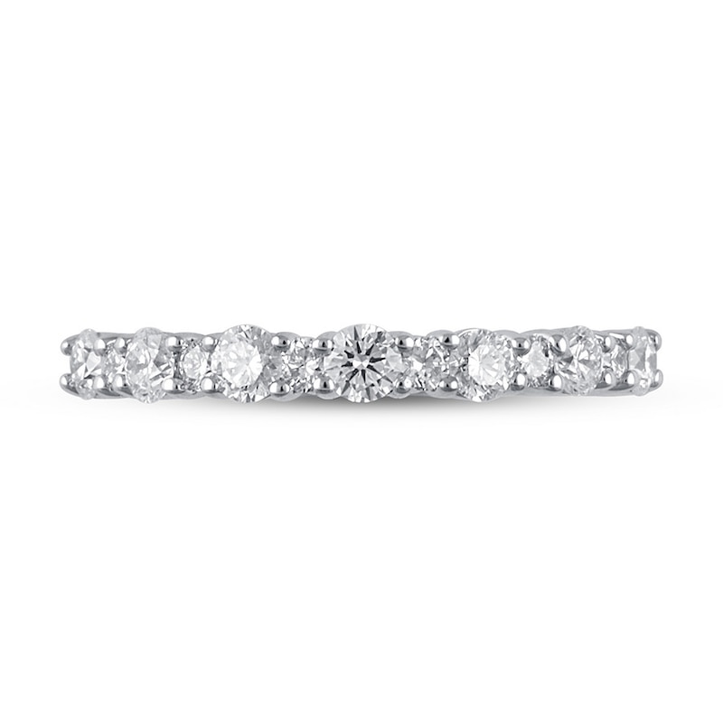 Main Image 1 of Diamond Anniversary Band 5/8 ct tw Round-cut Platinum