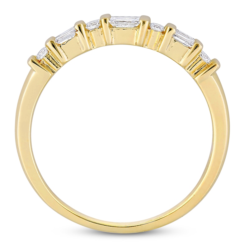Diamond Ring 1/4 ct tw Baguette/Round 10K Yellow Gold