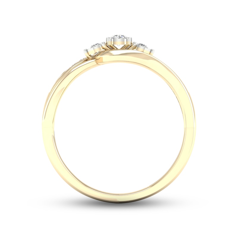 Main Image 4 of Diamond 3-Stone Ring 1/5 ct tw Round 10K Yellow Gold