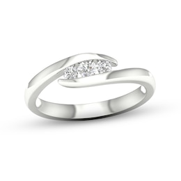Diamond 3-Stone Ring 1/5 ct tw Round 10K White Gold