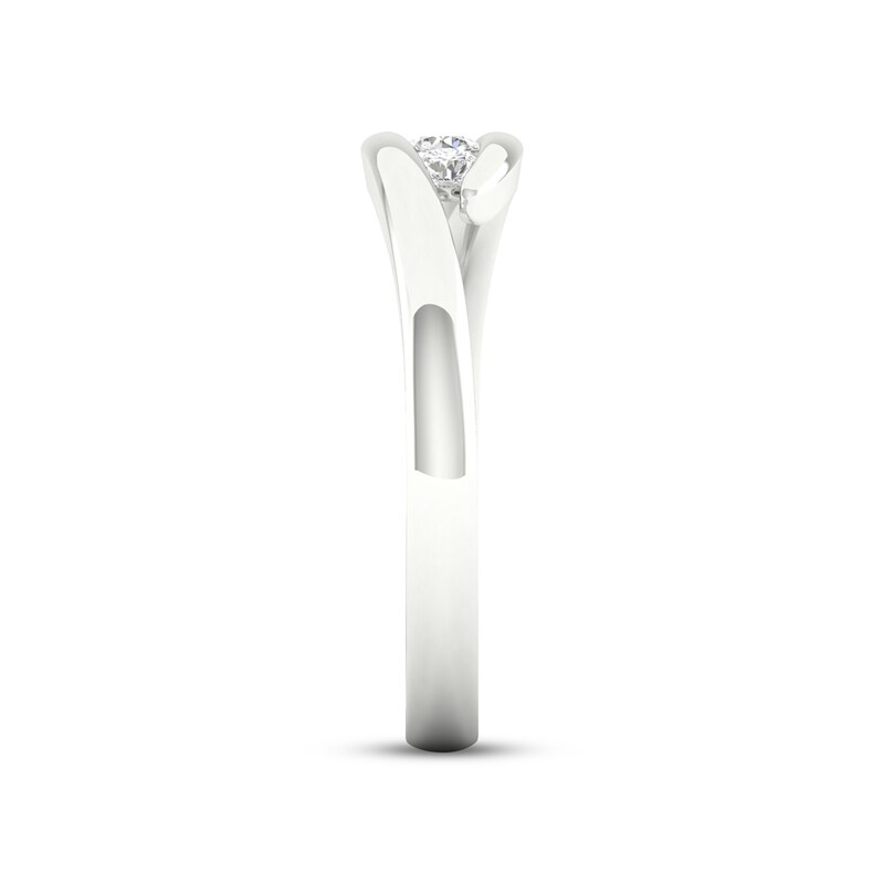 Main Image 3 of Diamond 3-Stone Ring 1/5 ct tw Round 10K White Gold