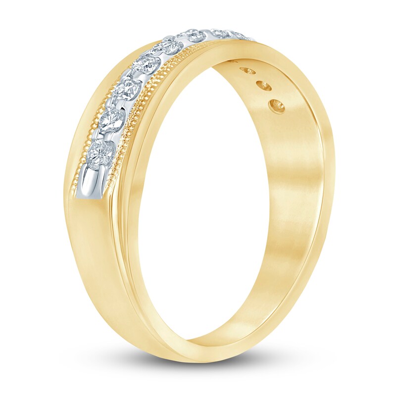 Main Image 2 of Men's Diamond Wedding Band 1/2 ct tw Round 14K Yellow Gold
