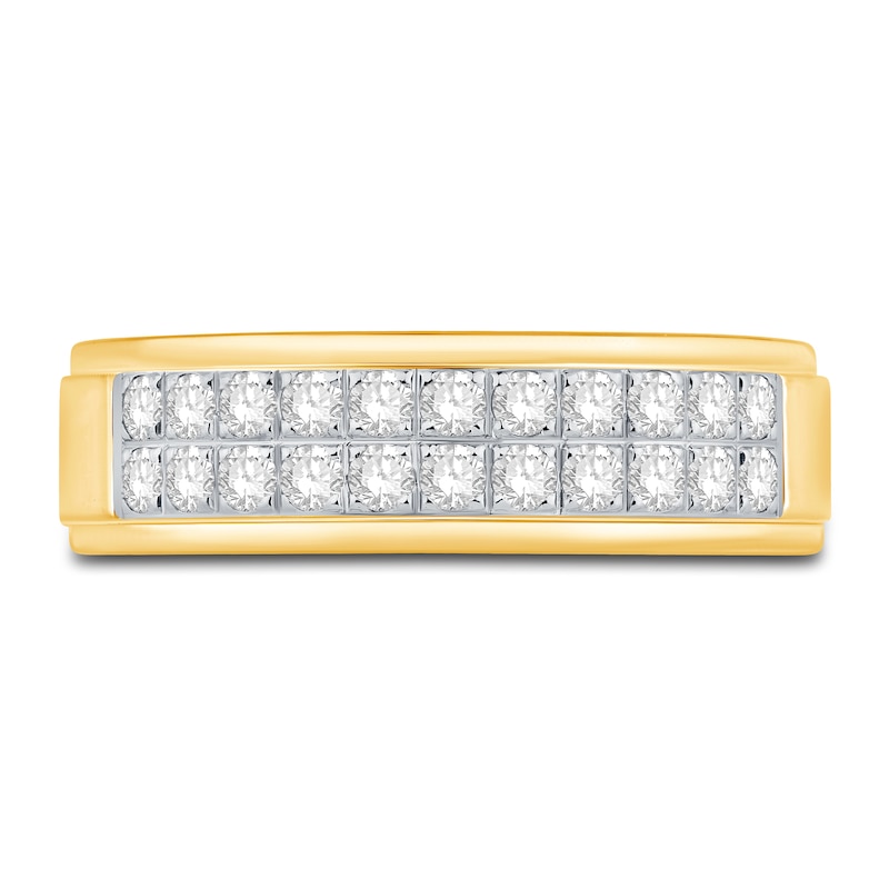 Main Image 2 of Men's Diamond Wedding Band 1/2 ct tw Round 14K Yellow Gold