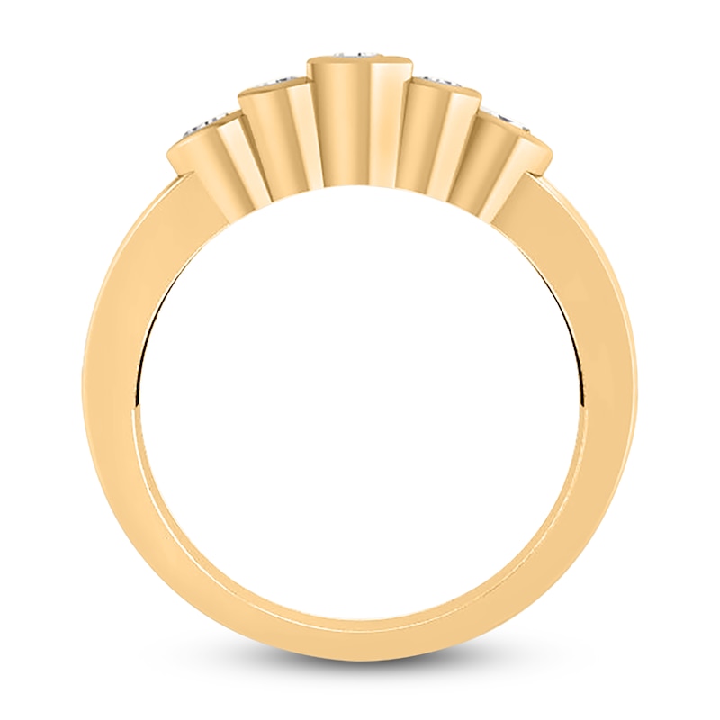 Main Image 3 of Diamond Bezel Ring 1/2 ct tw Round 14K Yellow Gold