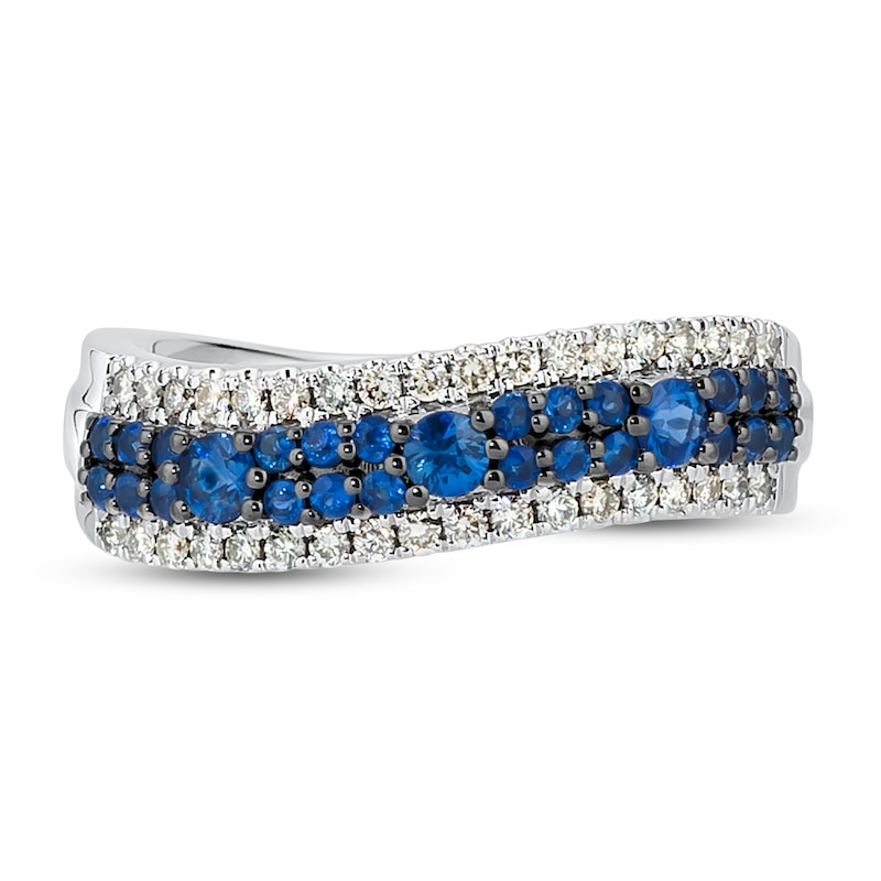 Main Image 4 of Le Vian Natural Blue Sapphire Ring 1/5 ct tw Diamonds 14K Vanilla Gold