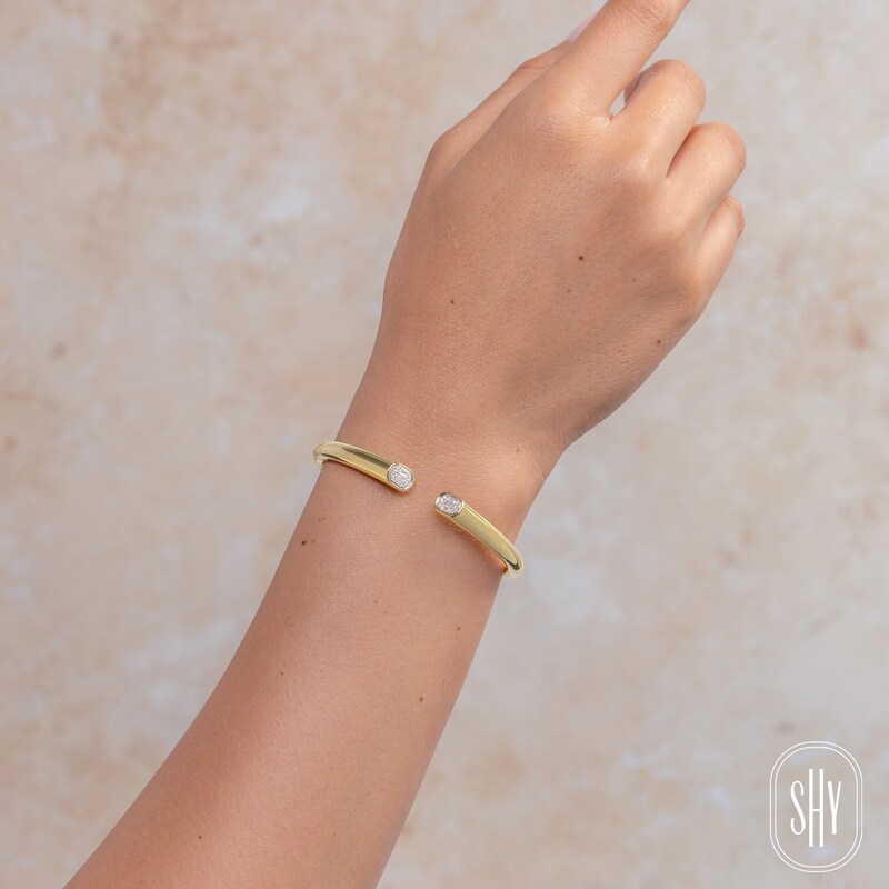 Main Image 4 of Shy Creation Baguette & Round-Cut Multi-Diamond Cuff Bangle Bracelet 1/5 ct tw 14K Yellow Gold