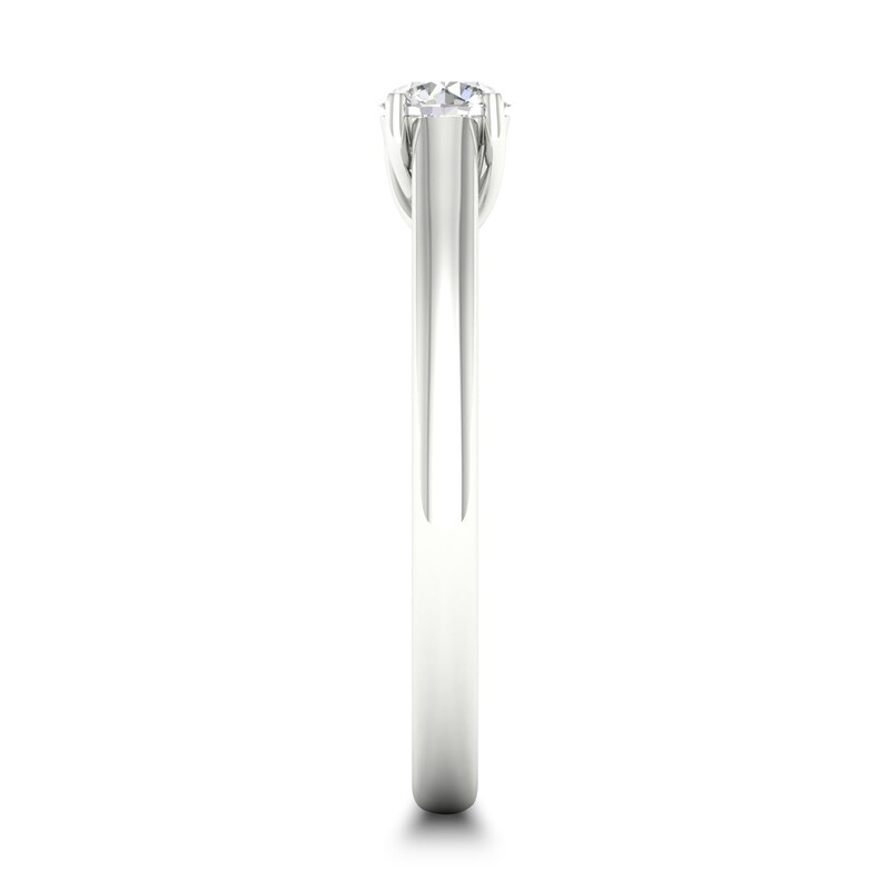 Main Image 2 of Diamond Solitaire Ring 1/3 ct tw Round-cut Platinum (SI2/I)