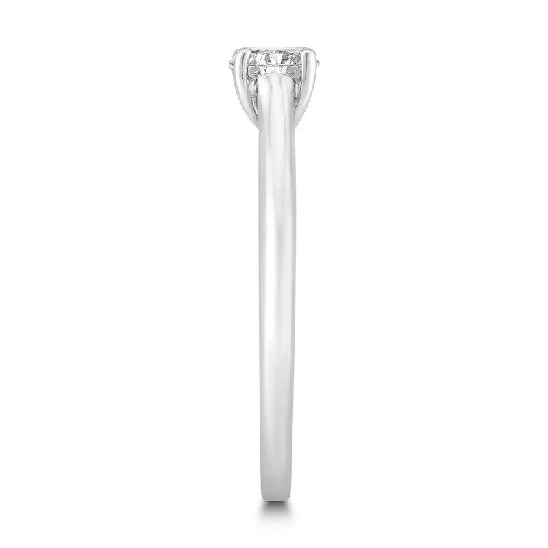 Diamond Solitaire Engagement Ring 1/2 ct tw Oval-cut 14K White Gold (I2/I)