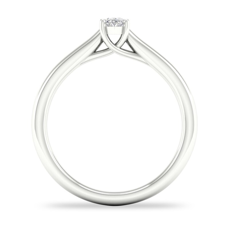 Main Image 3 of Diamond Solitaire Ring 1/4 ct tw Oval-cut 14K White Gold (SI2/I)