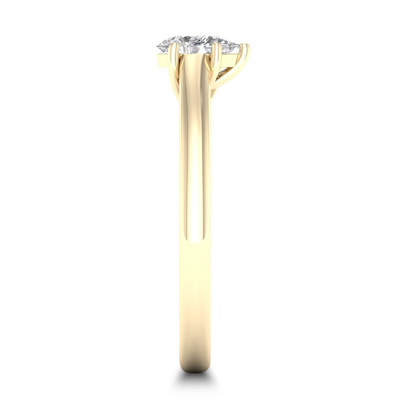 Diamond Solitaire Ring 1/3 ct tw Pear-shaped 14K Yellow Gold (SI2/I)