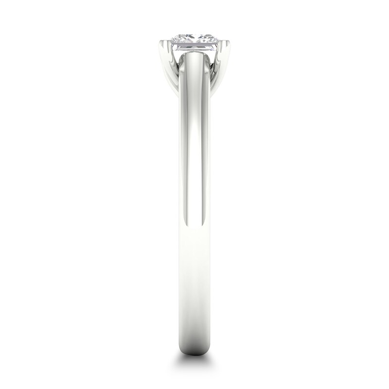 Main Image 2 of Diamond Solitaire Ring 1/2 ct tw Princess-cut 14K White Gold (SI2/I)
