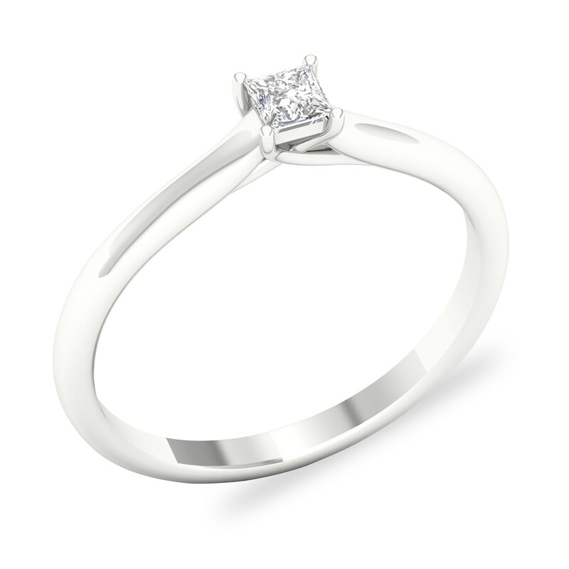 Main Image 4 of Diamond Solitaire Ring 1/6 ct tw Princess-cut Platinum (SI2/I)