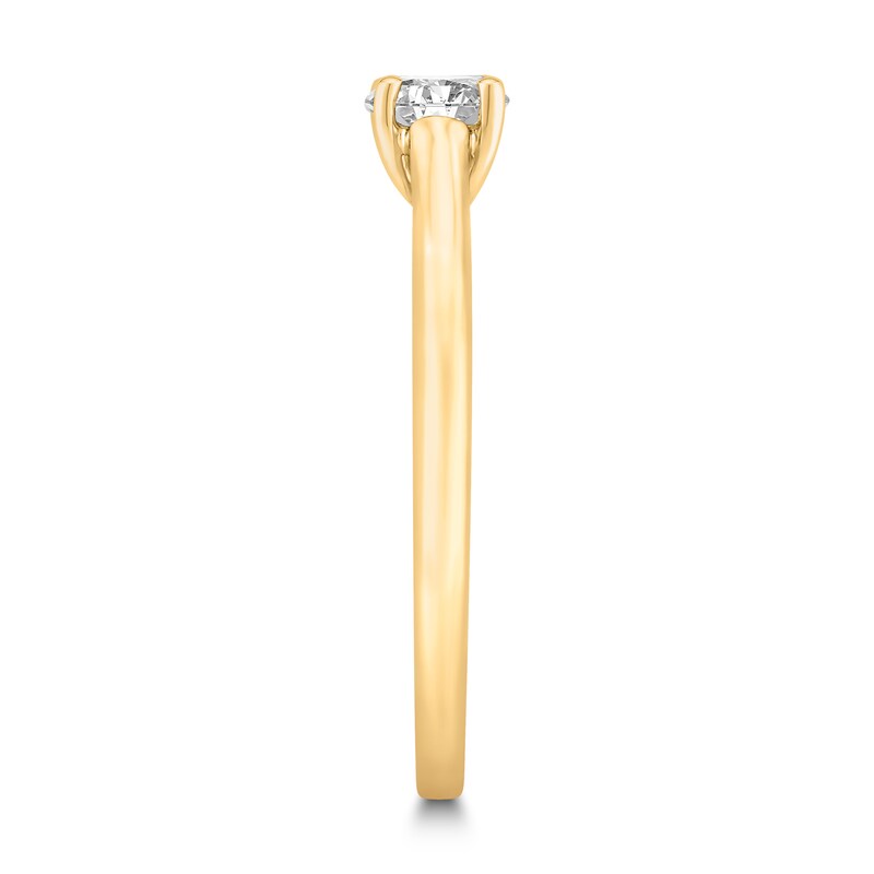 Diamond Solitaire Engagement Ring 1/2 ct tw Oval-cut 14K Yellow Gold (I2/I)