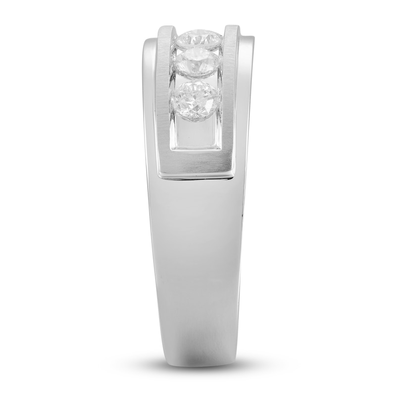 Main Image 4 of Men's Diamond Anniversary Ring 1 ct tw Round 14K White Gold