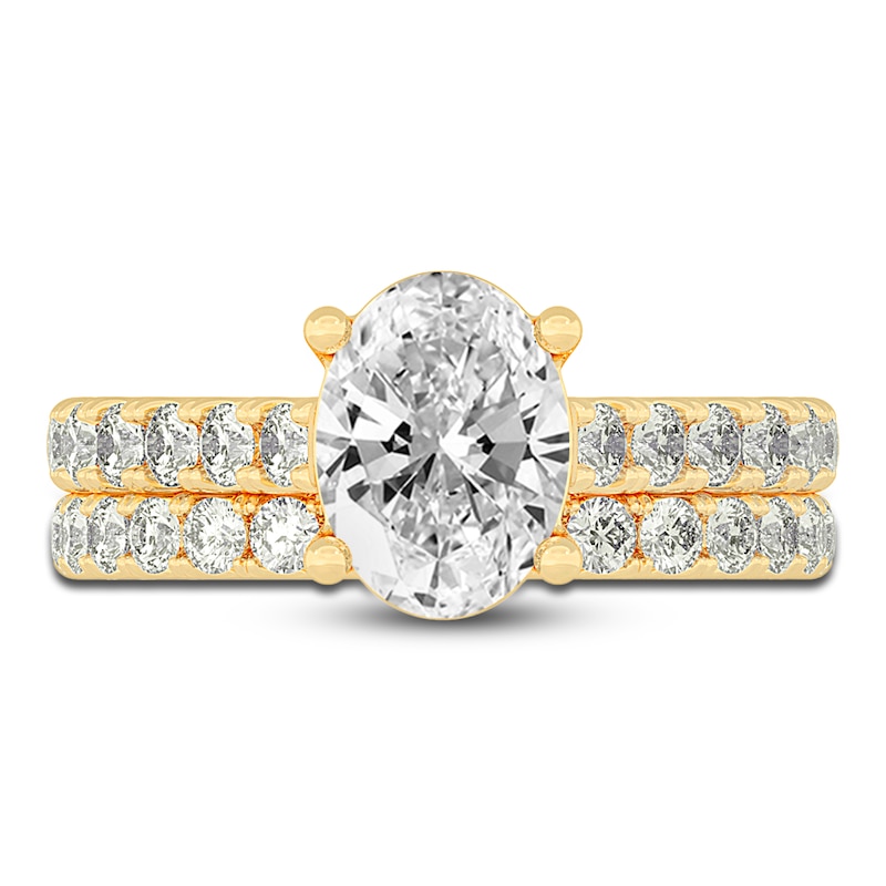 Main Image 3 of Lab-Created Diamond Bridal Set 3 ct tw Oval/Round 14K Yellow Gold