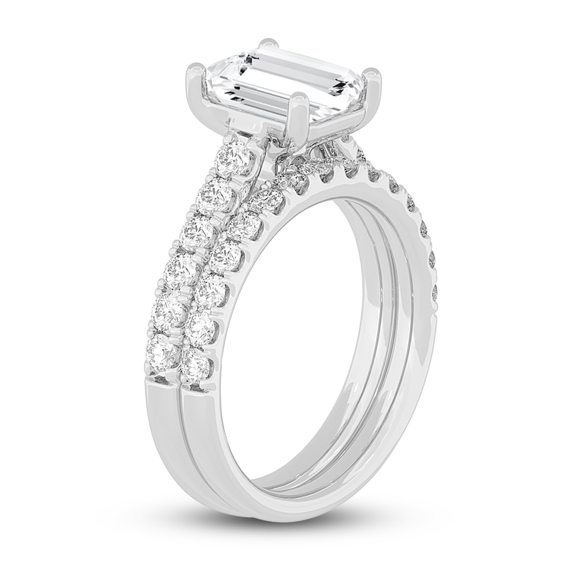 Main Image 2 of Lab-Grown Diamond Bridal Set 3 ct tw Emerald/Round 14K White Gold