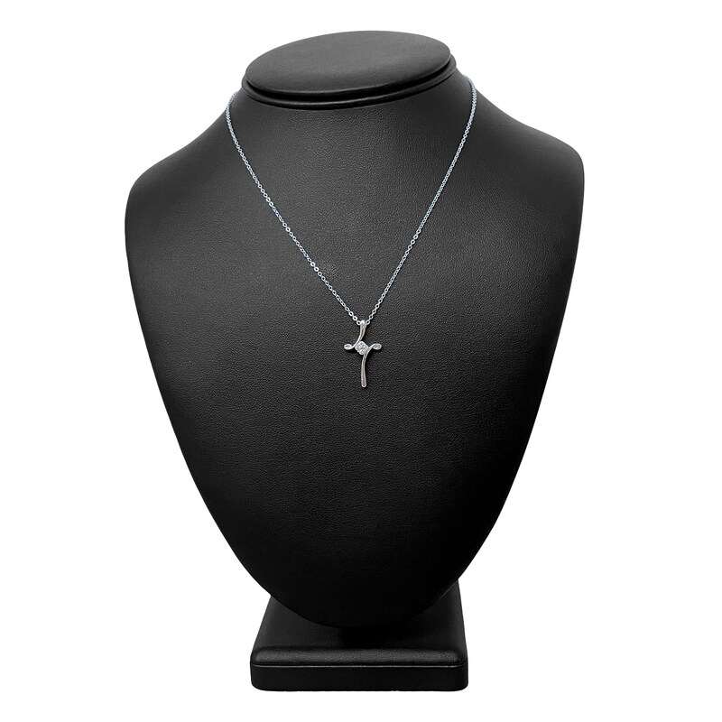 Main Image 4 of Diamond Pendant Necklace 1/10 ct tw Round 14K White Gold 18"