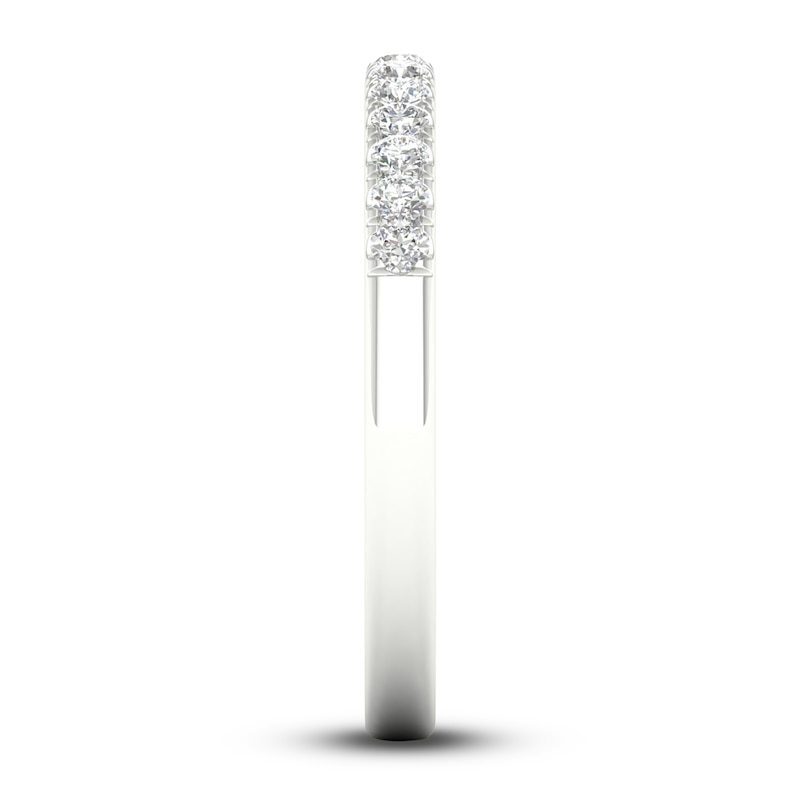 Main Image 3 of Diamond Wedding Band 1/4 ct tw Round 14K White Gold