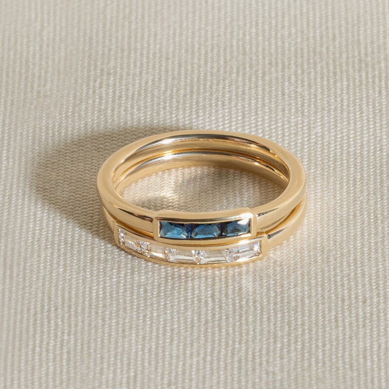 Main Image 4 of Juliette Maison Natural Rhodolite Garnet Baguette Bar Ring 10K White Gold