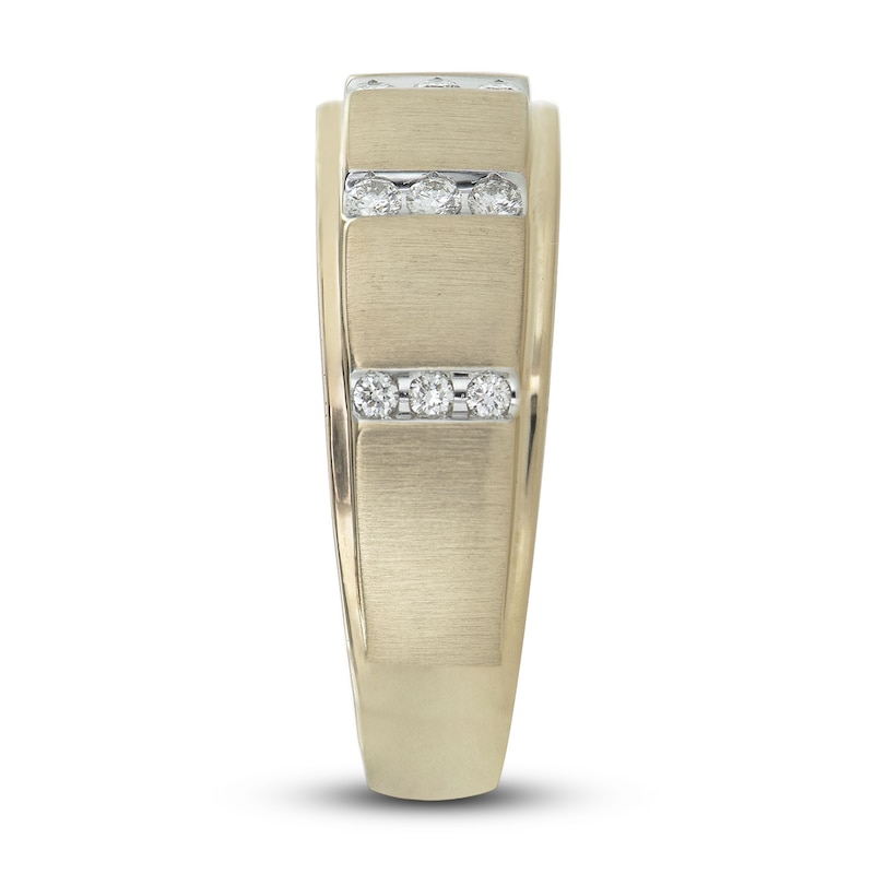 Main Image 2 of Diamond Wedding Band 1/4 ct tw Round 10K Yellow Gold