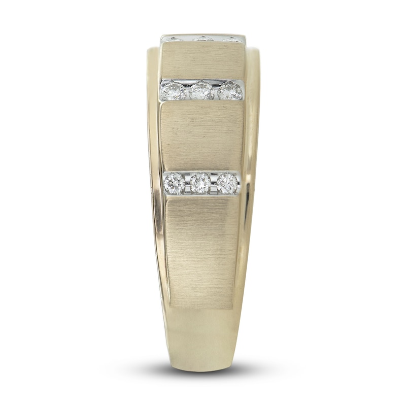 Diamond Wedding Band 1/4 ct tw Round 10K Yellow Gold