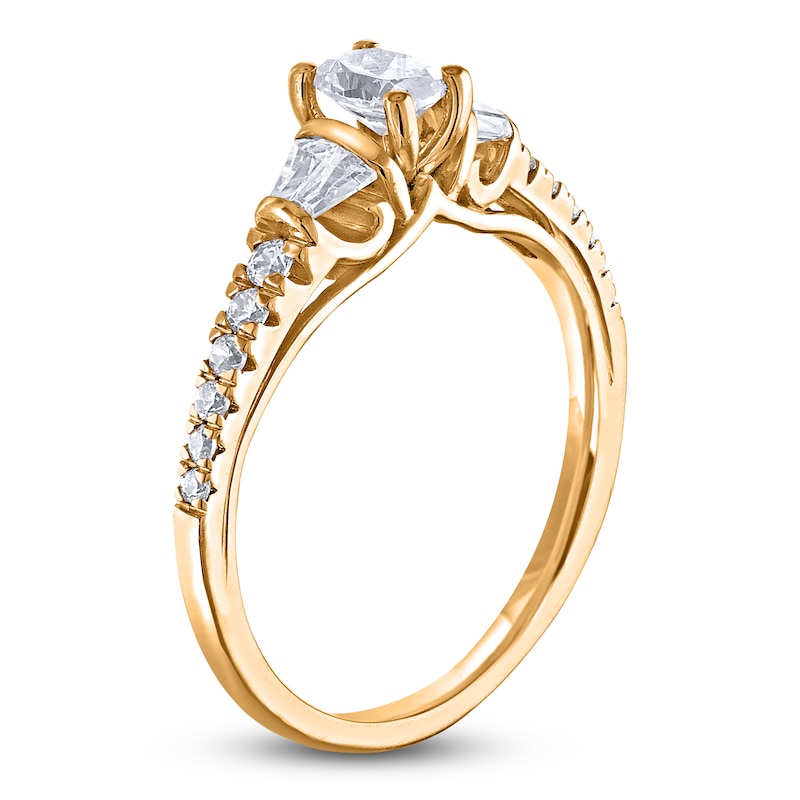 Main Image 2 of Brilliant Moments Oval-Cut Diamond Engagement Ring 7/8 ct tw 14K Yellow Gold
