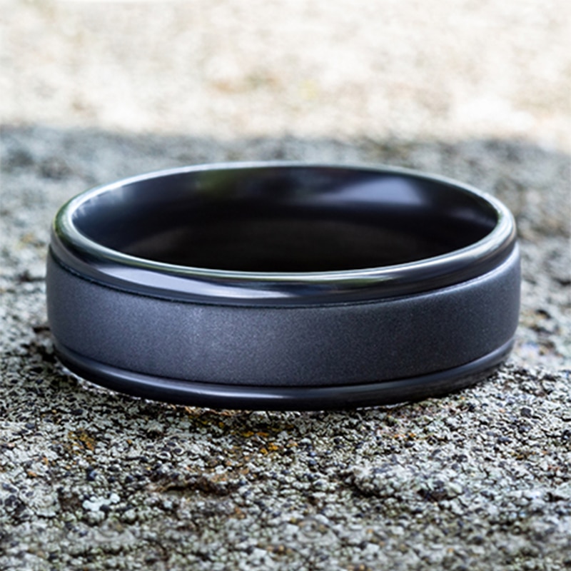 Main Image 2 of Men's Wedding Band Tantalum