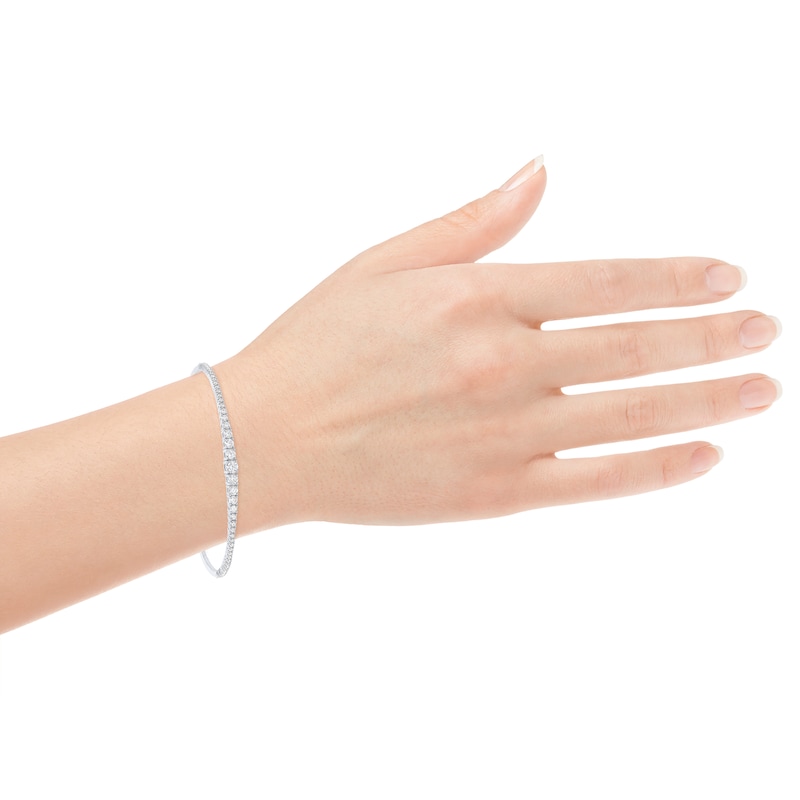 Main Image 3 of Diamond Graduated Bangle Bracelet 1-1/3 ct tw 14K White Gold