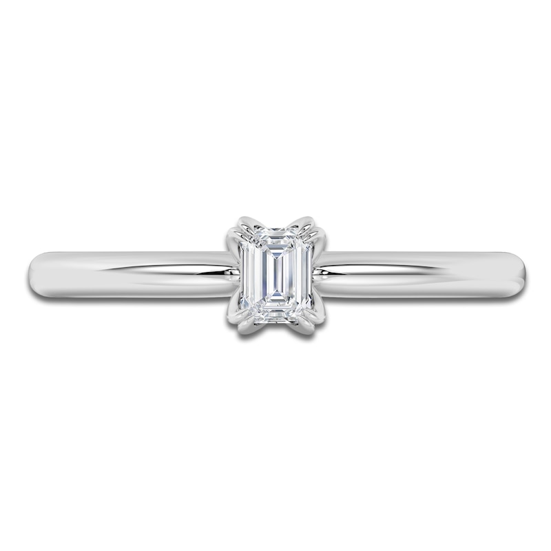 Main Image 3 of Certified Emerald-Cut Diamond Solitaire Engagement Ring 1/4 ct tw Platinum (VS2/F)