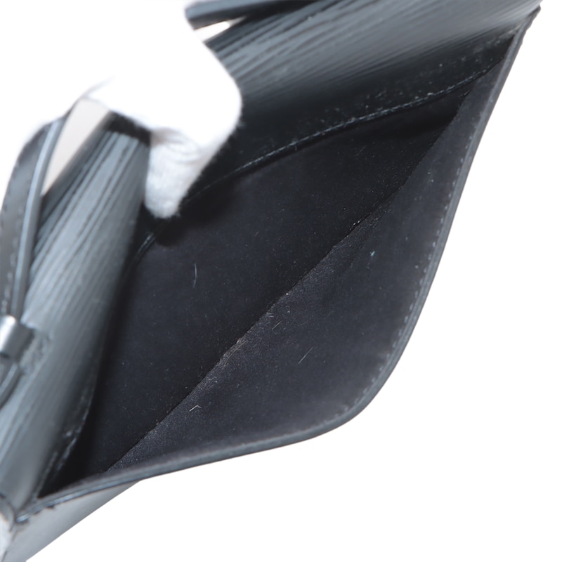 Main Image 8 of Previously Owned Louis Vuitton Clery Epi Noir M54537 (11152543536)