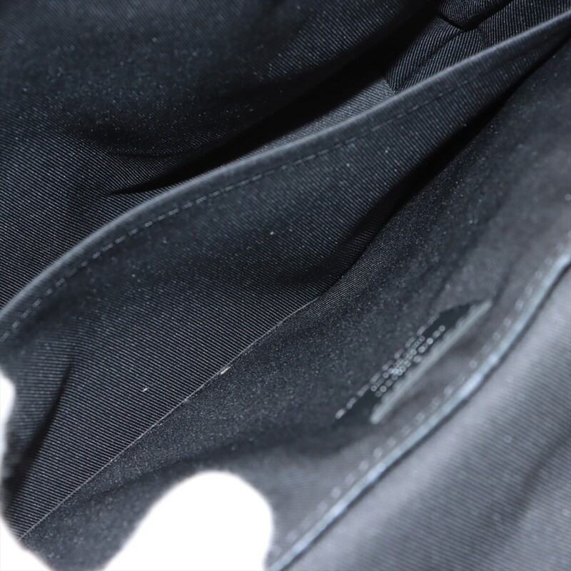 Main Image 3 of Previously Owned Louis Vuitton District PM Monogram Messenger Bag M44000 (O1Y5SQVK)