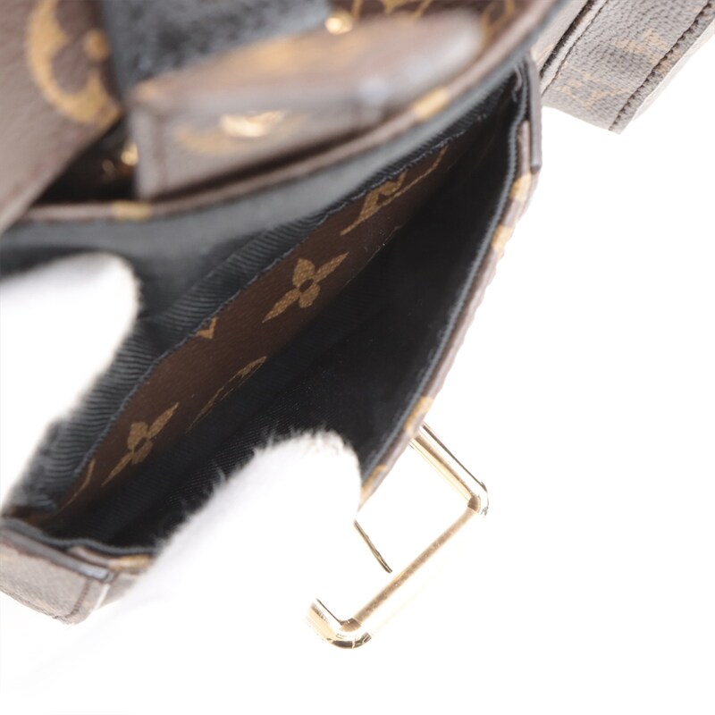 Main Image 4 of Previously Owned Louis Vuitton Manhattan Monogram Handbag M44207  (W31O4ZEI)