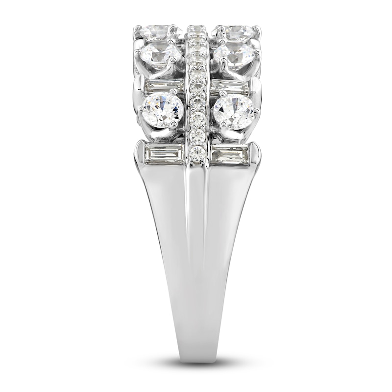 Main Image 3 of Diamond Ring 1-1/2 ct tw Round/Baguette 14K White Gold