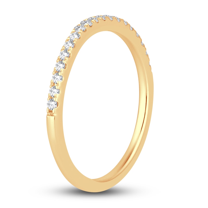 Diamond Wedding Band 1/4 ct tw Round 14K Yellow Gold