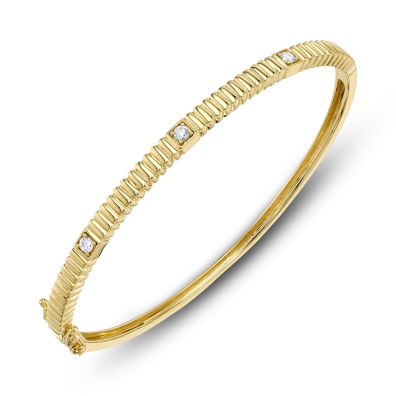 Main Image 2 of Shy Creation Diamond Three-Stone Ribbed Bangle Bracelet 1/8 ct tw 14K Yellow Gold SC22009466ZS