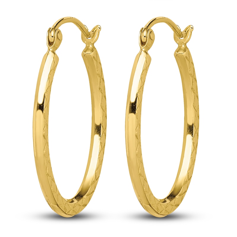 Heart-Shaped Name Hoop Earrings in 10K Gold (10 Characters)