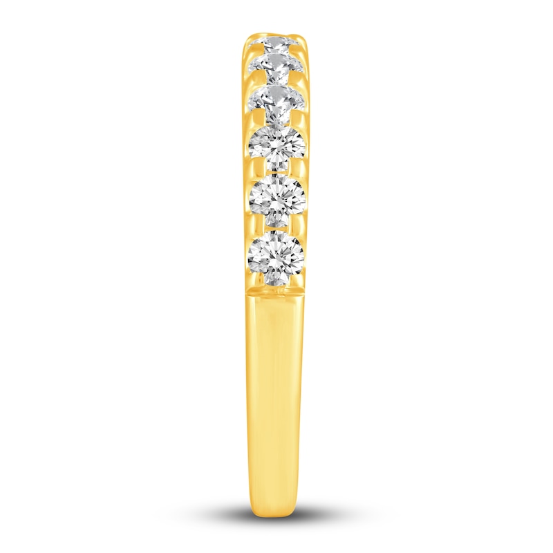 Main Image 6 of Diamond Bridal Set 2-1/8 ct tw Round 14K Yellow Gold