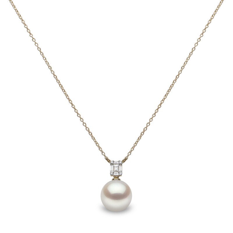 Yoko London South Sea Cultured Pearl Pendant Necklace 1/6 ct tw Diamonds 18K Yellow Gold 16"