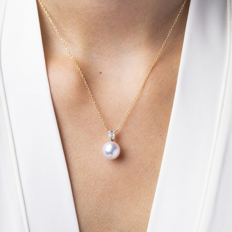 Main Image 3 of Yoko London South Sea Cultured Pearl Pendant Necklace 1/6 ct tw Diamonds 18K Yellow Gold 16"